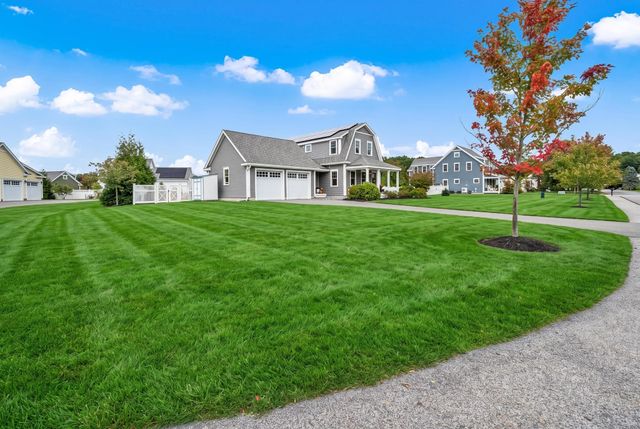 20 Boyd Dr, Newburyport, MA 01950