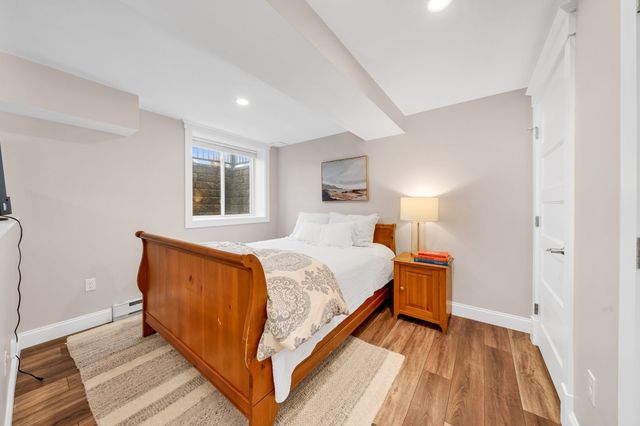 20 Boyd Dr, Newburyport, MA 01950