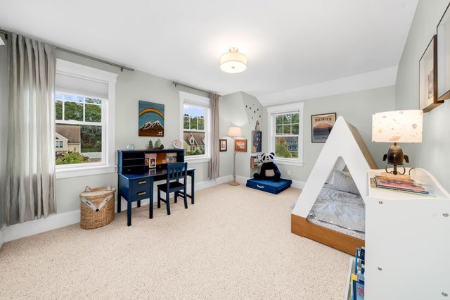 20 Boyd Dr, Newburyport, MA 01950