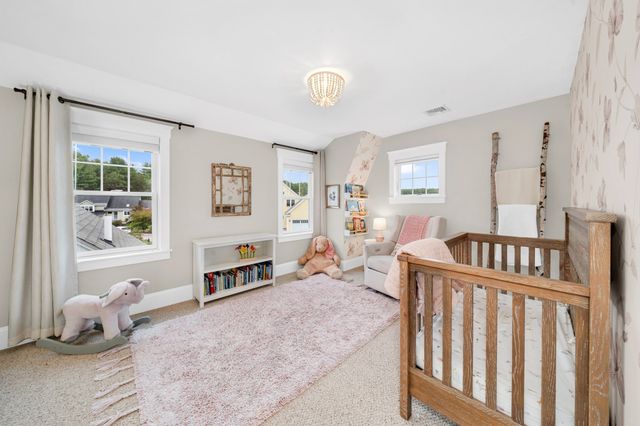 20 Boyd Dr, Newburyport, MA 01950