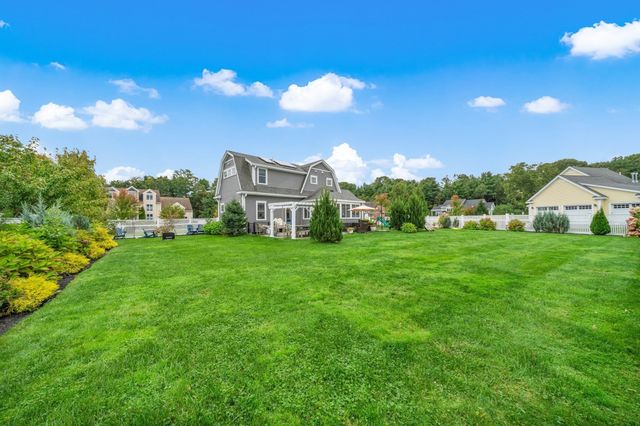 20 Boyd Dr, Newburyport, MA 01950