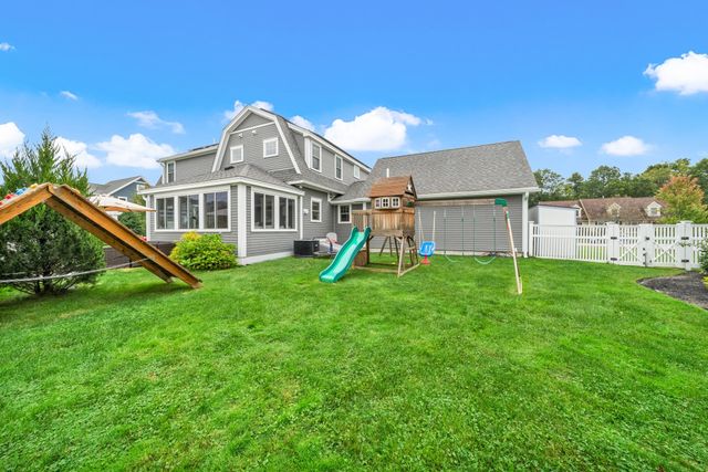 20 Boyd Dr, Newburyport, MA 01950