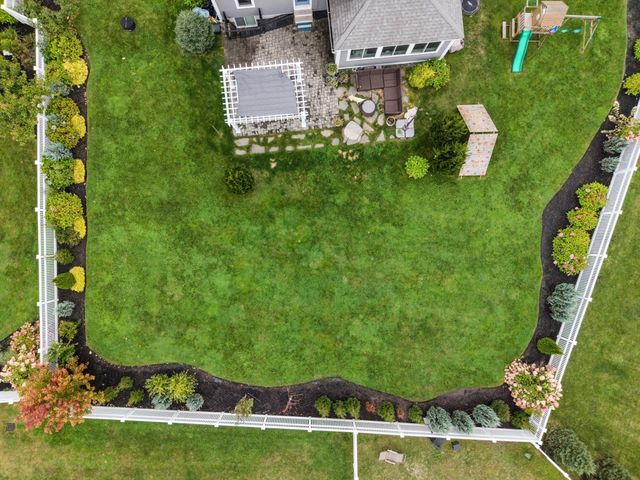 20 Boyd Dr, Newburyport, MA 01950