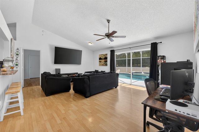 204 MONTANA AVENUE, Davenport, FL 33897