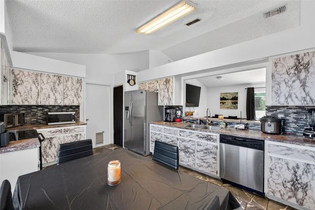 204 MONTANA AVENUE, Davenport, FL 33897