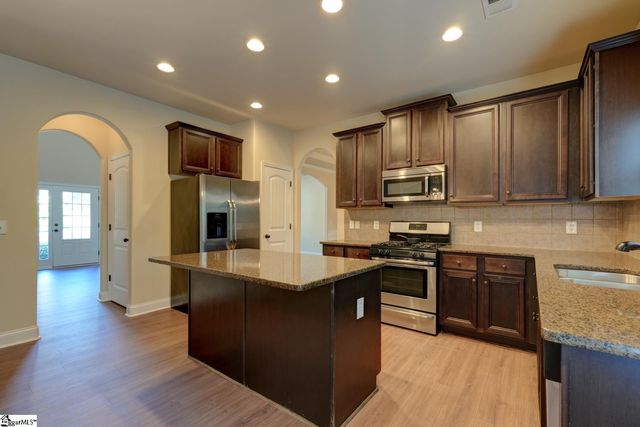 306 Strasburg Drive, Greenville, SC 29681