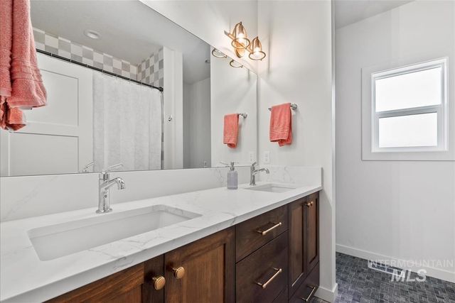 3276 N Fire Flower Ave, Star, ID 83669