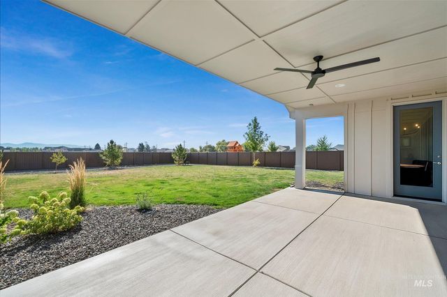 3276 N Fire Flower Ave, Star, ID 83669