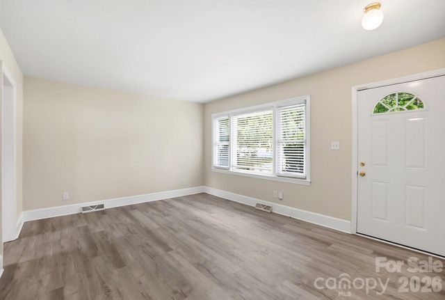 2032 Eastway Drive, Charlotte, NC 28205