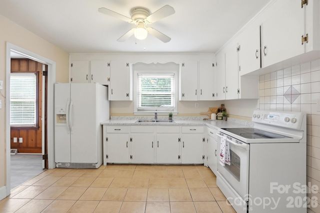 2032 Eastway Drive, Charlotte, NC 28205