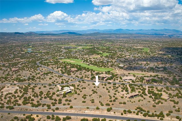 18 Golden Eagle W, Santa Fe, NM 87506