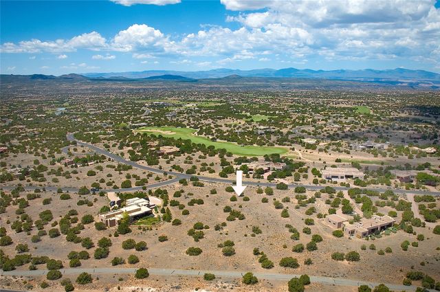 18 Golden Eagle W, Santa Fe, NM 87506