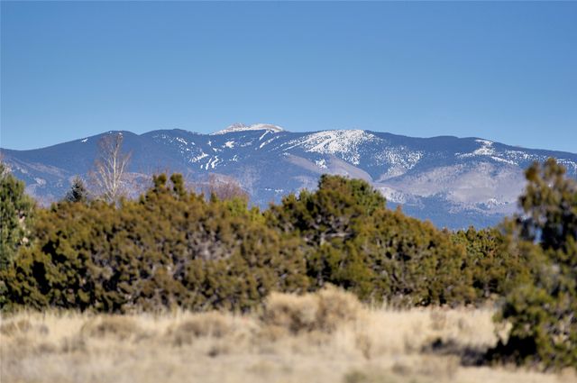 18 Golden Eagle W, Santa Fe, NM 87506
