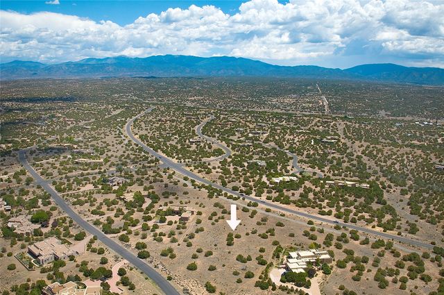 18 Golden Eagle W, Santa Fe, NM 87506
