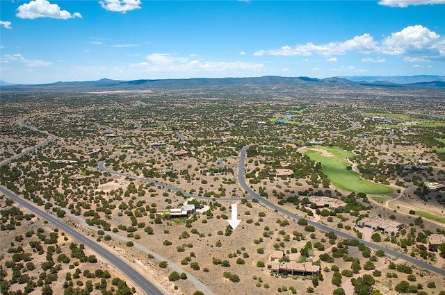 18 Golden Eagle W, Santa Fe, NM 87506