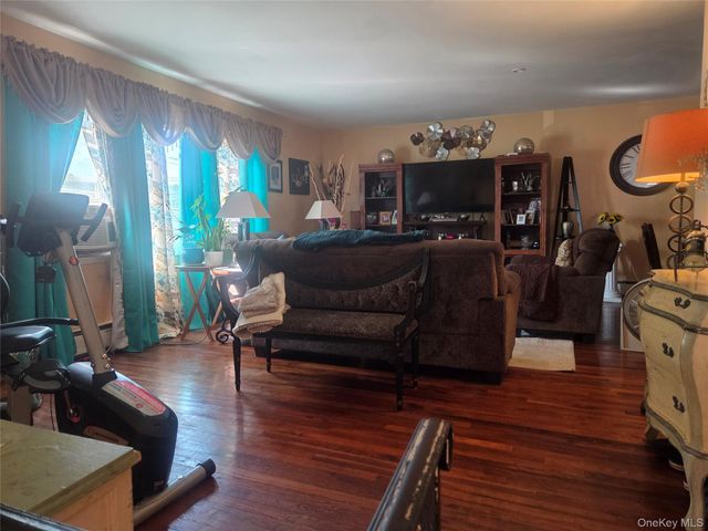 14615 223rd Street, Springfield Gardens, NY 11413