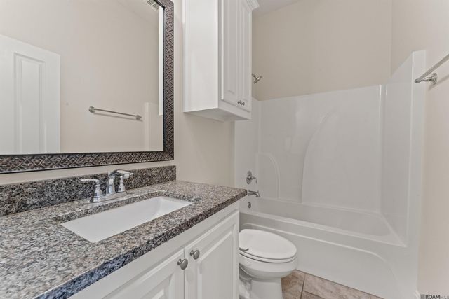 36261 Belle Savanne Ave, Geismar, LA 70734