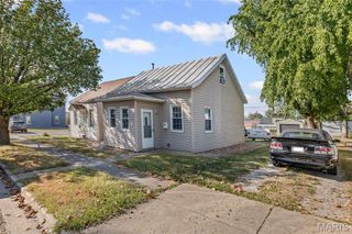 335 4th Street, Waterloo, IL 62298