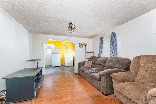 84 Sol Nunnally Road, Pelham, NC 27311