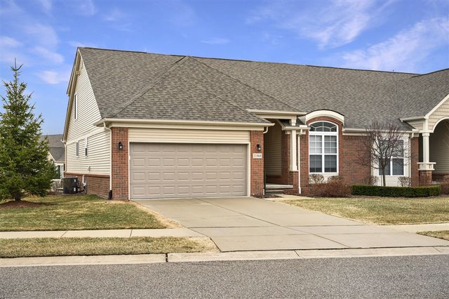 21868 Kensett Drive, Macomb, MI 48042