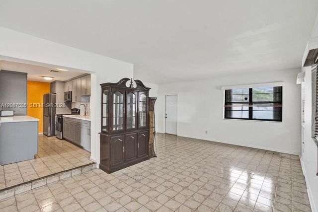 16520 NW 18th Avenue, Miami Gardens, FL 33054