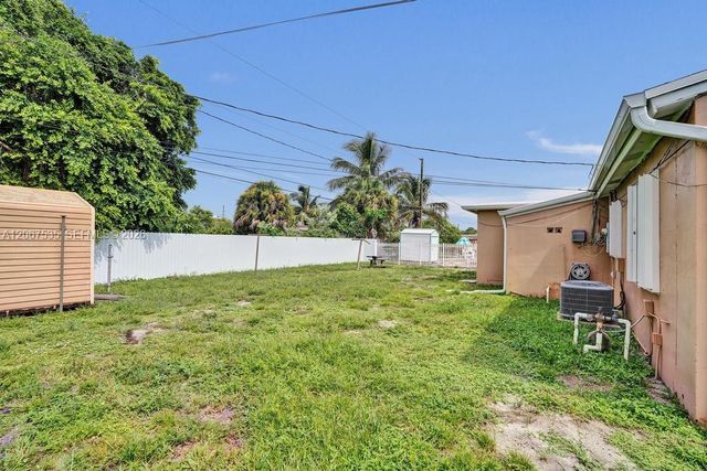 16520 NW 18th Avenue, Miami Gardens, FL 33054