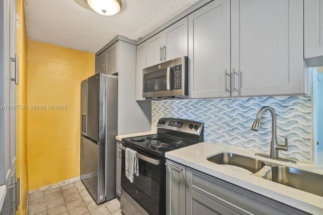 16520 NW 18th Avenue, Miami Gardens, FL 33054