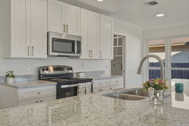 7847 Grass Hollow, Live Oak, TX 78233