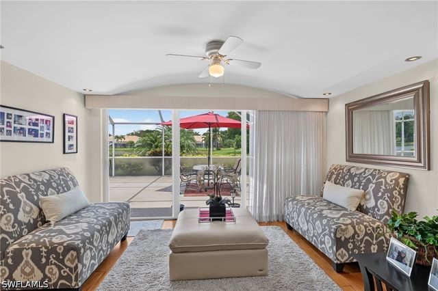 2166 Stacil CIR 17, Naples, FL 34109