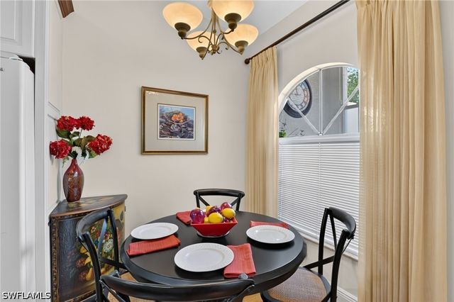 2166 Stacil CIR 17, Naples, FL 34109