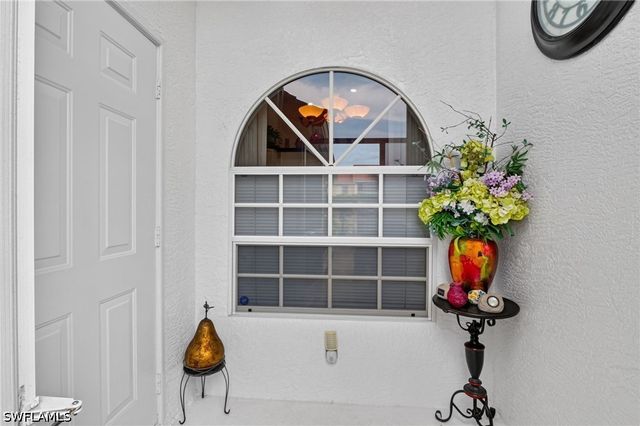 2166 Stacil CIR 17, Naples, FL 34109