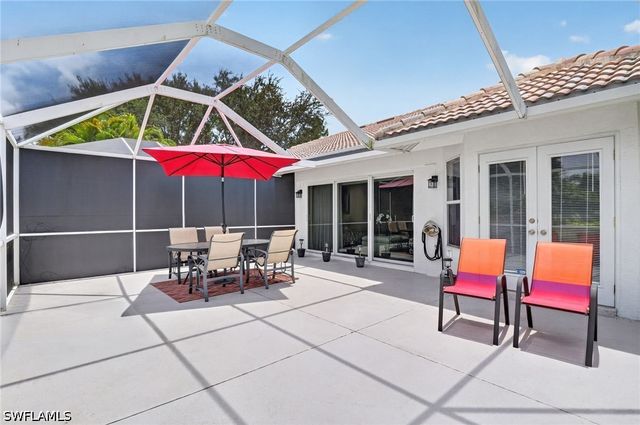 2166 Stacil CIR 17, Naples, FL 34109