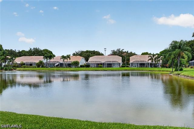 2166 Stacil CIR 17, Naples, FL 34109