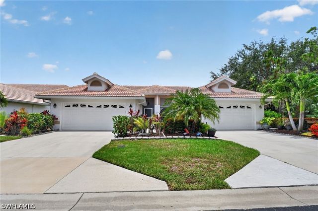 2166 Stacil CIR 17, Naples, FL 34109
