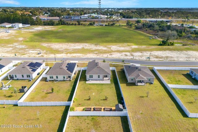 184 Compass Place, Titusville, FL 32796