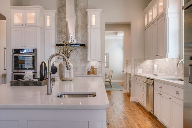 904 Charleston Drive, Southlake, TX 76092