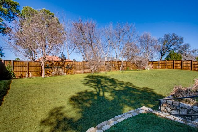 904 Charleston Drive, Southlake, TX 76092