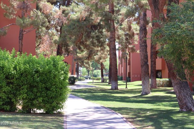 12212 N PARADISE VILLAGE Parkway S 125, Phoenix, AZ 85032