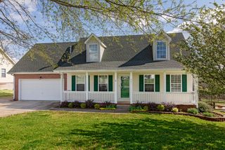 941 Drum Ln, Clarksville, TN 37043