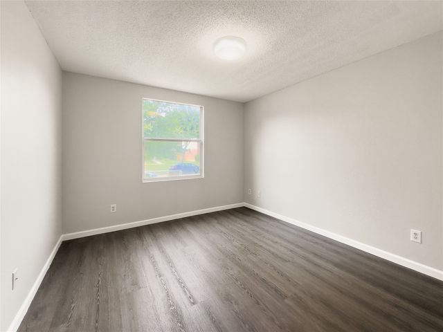 2043 Plains Court, Grand Prairie, TX 75052