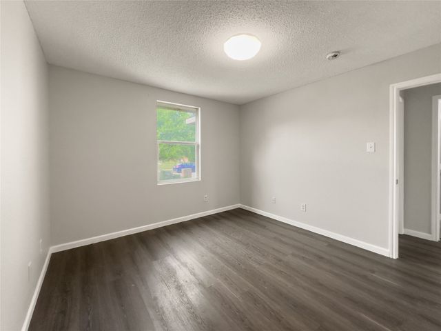 2043 Plains Court, Grand Prairie, TX 75052