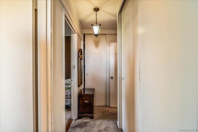 5224 65th Place 3L, Maspeth, NY 11378