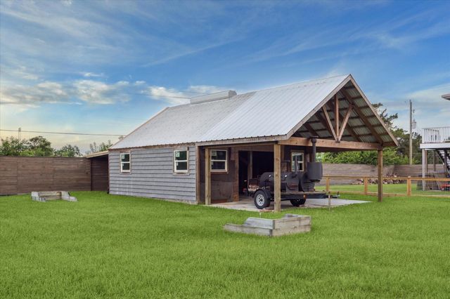 1436 Bayshore Drive, Kemah, TX 77565