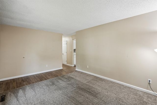 804 E Spring Street, Des Moines, IA 50315