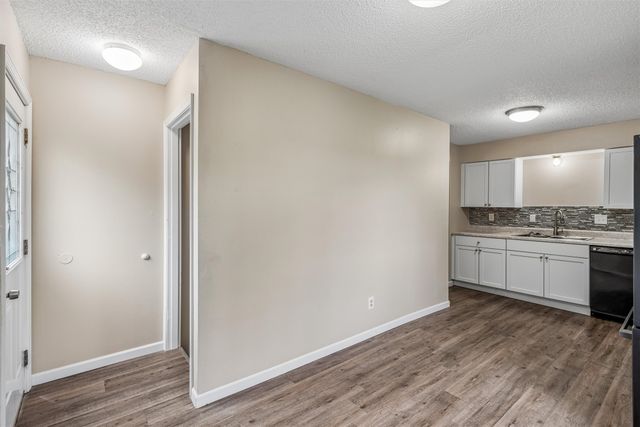 804 E Spring Street, Des Moines, IA 50315