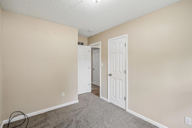 804 E Spring Street, Des Moines, IA 50315