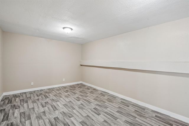 804 E Spring Street, Des Moines, IA 50315