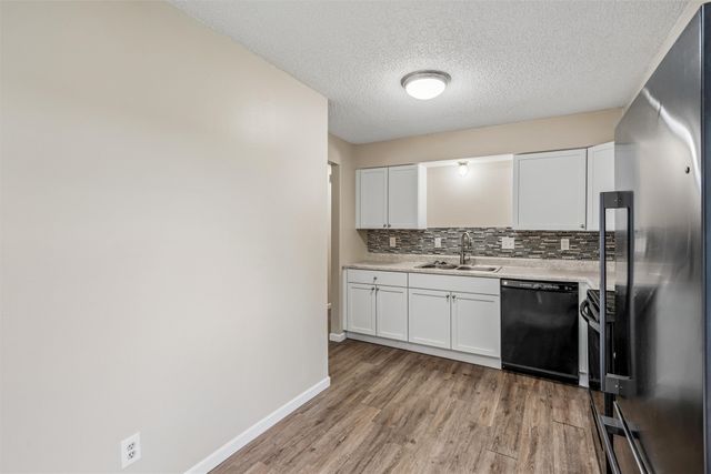 804 E Spring Street, Des Moines, IA 50315