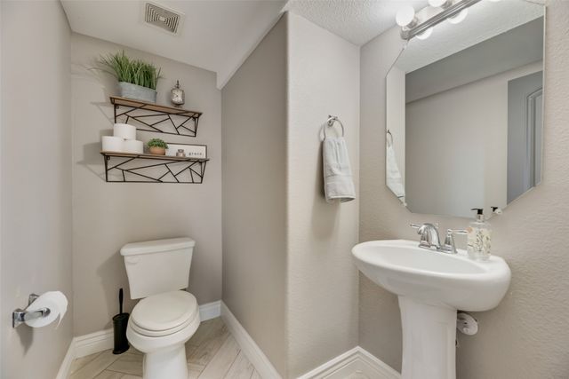 404 Fountain View Lane, Josephine, TX 75173