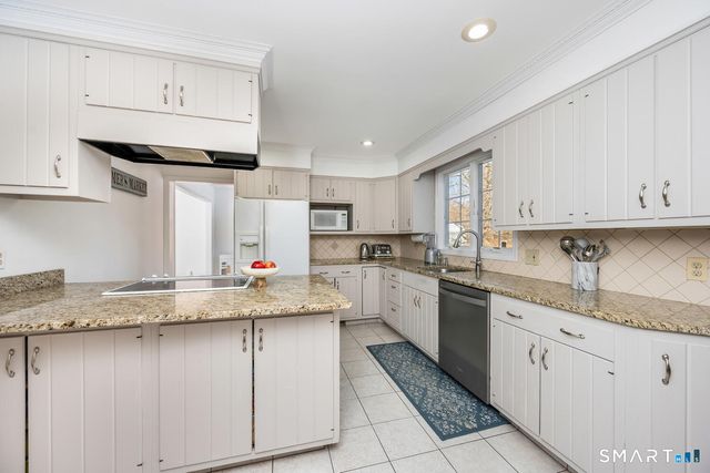 68 Longview Road, Monroe, CT 06468